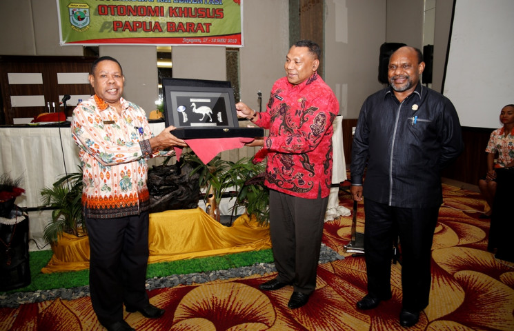 Papua dan Papua Barat Bahas Permasalahan Impelentasi UU Otsus